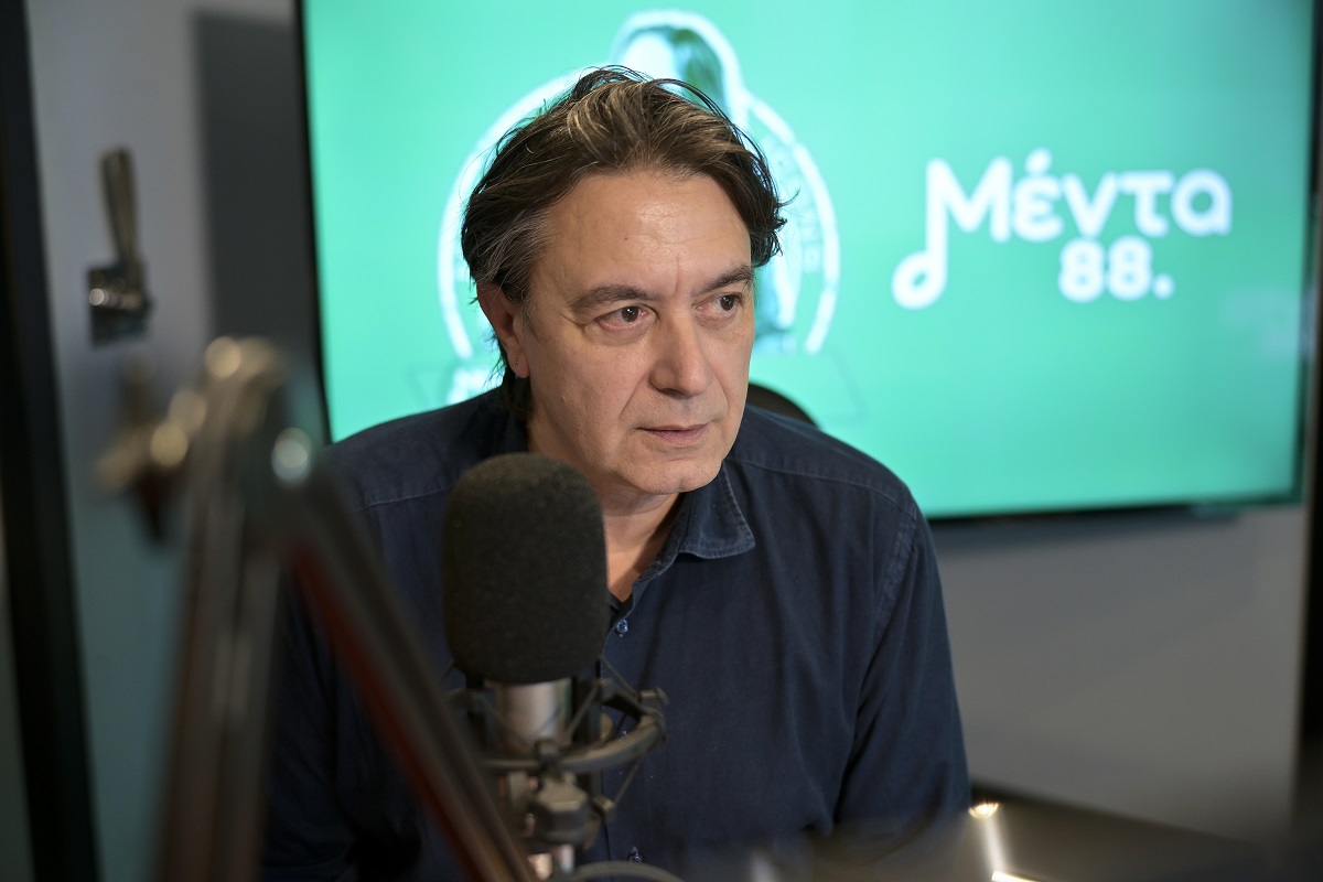 O Γιάννης Κότσιρας γίνεται ραδιοφωνικός παραγωγός του Μέντα 88