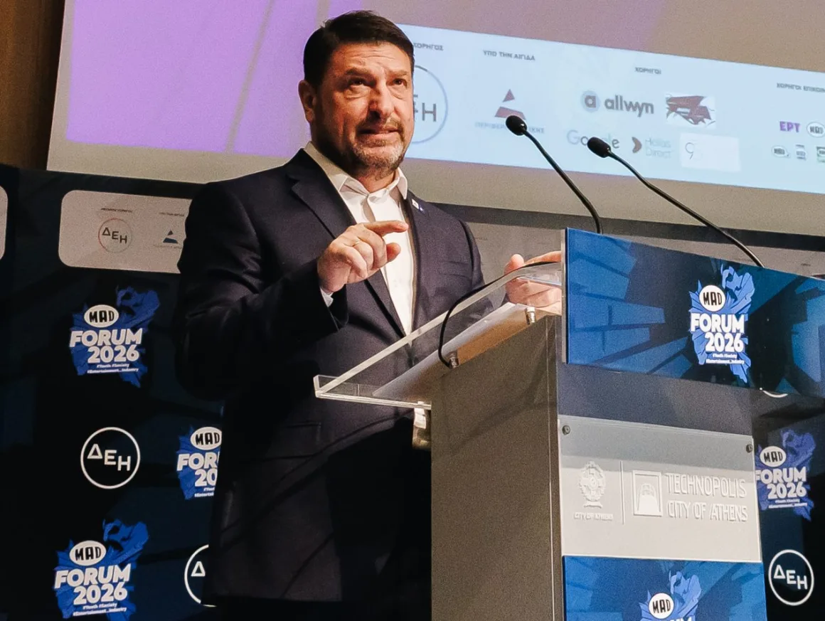 Ο Νικος Χαρδαλιάς στο Mad Forum 2026: «Ως πολιτεία έχουμε ευθύνη να ακούμε τον τρόπο που επικοινωνούν οι νέοι»