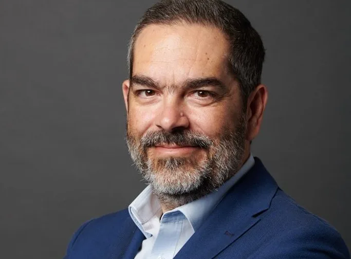 Ιάκωβος Καργαρώτος: «Η αποτροπή της πρόσβασης των ανηλίκων σε προϊόντα καπνού και νικοτίνης απαιτεί συνεργασία Πολιτείας, επιχειρήσεων και κοινωνίας»