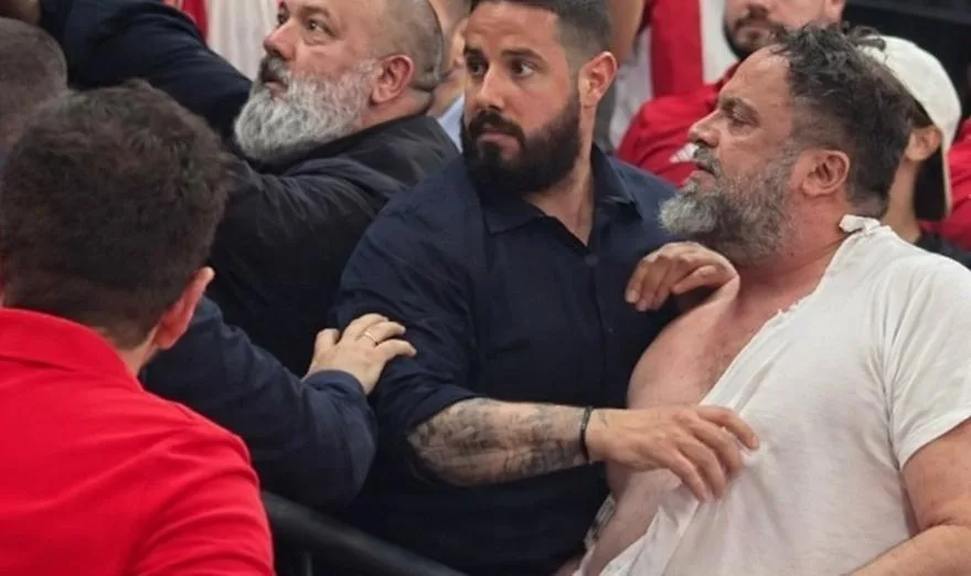 Euroleague Πιάστηκαν στα χέρια Βαγγέλης Μαρινάκης και Γρηγόρης Δημητριάδης στο Telekom Center!
